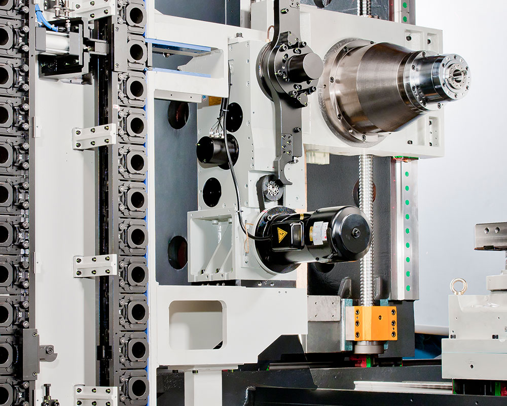 Kent-CNC-Horizontal-Machining-Center-2